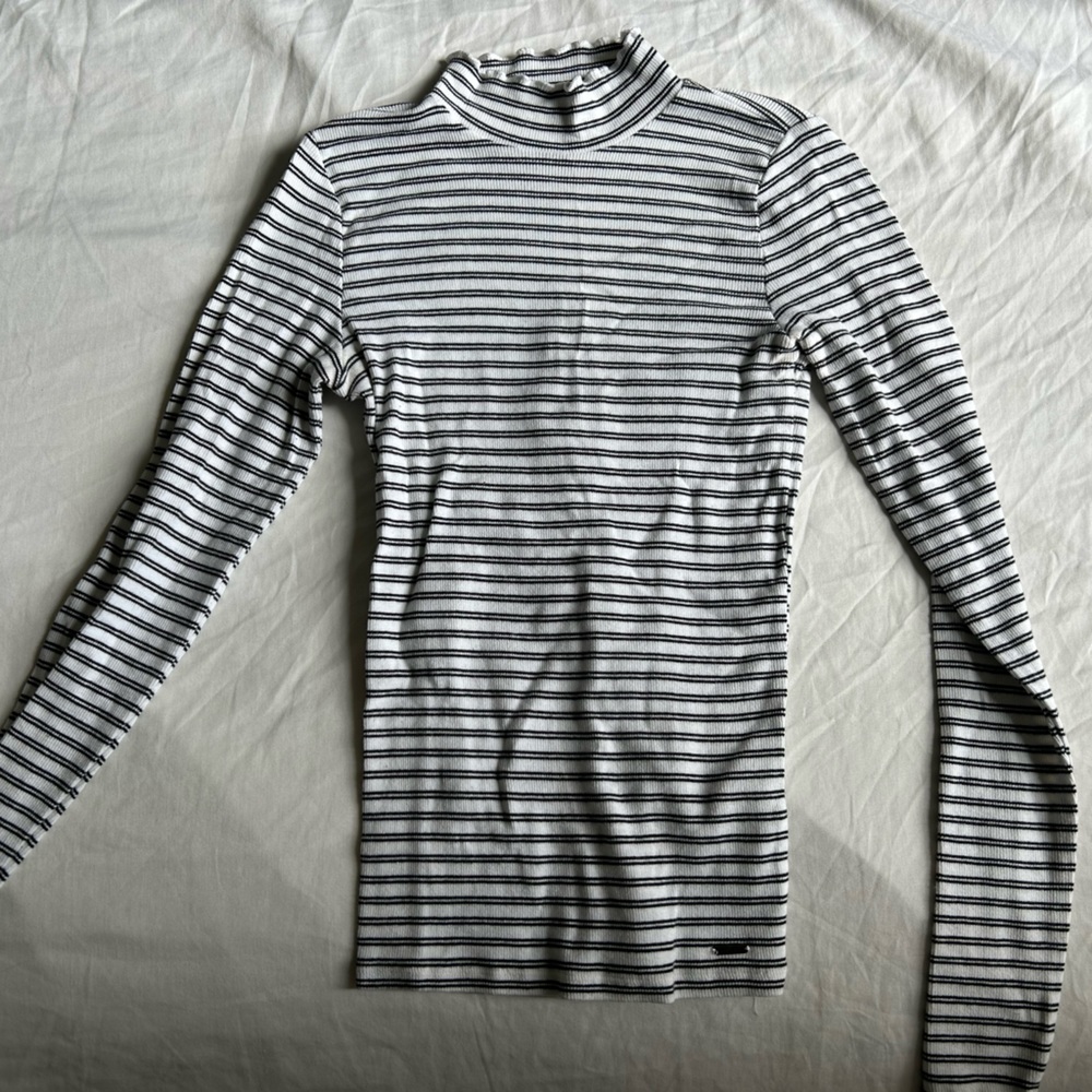 Hollister White with Black Stripes High Neck Tight Long Sleeve